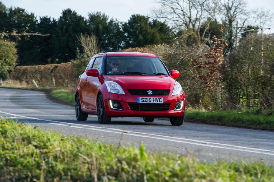  Suzuki Swift SZ-L 3-Door 2016 года  (фото 14 из 22)